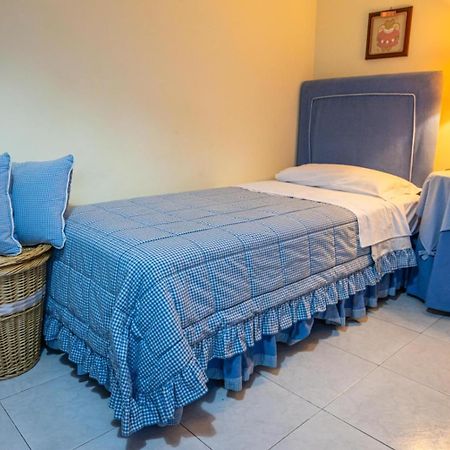 Courrier-House Apartment อาชิ กัสเตลโล ภายนอก รูปภาพ
