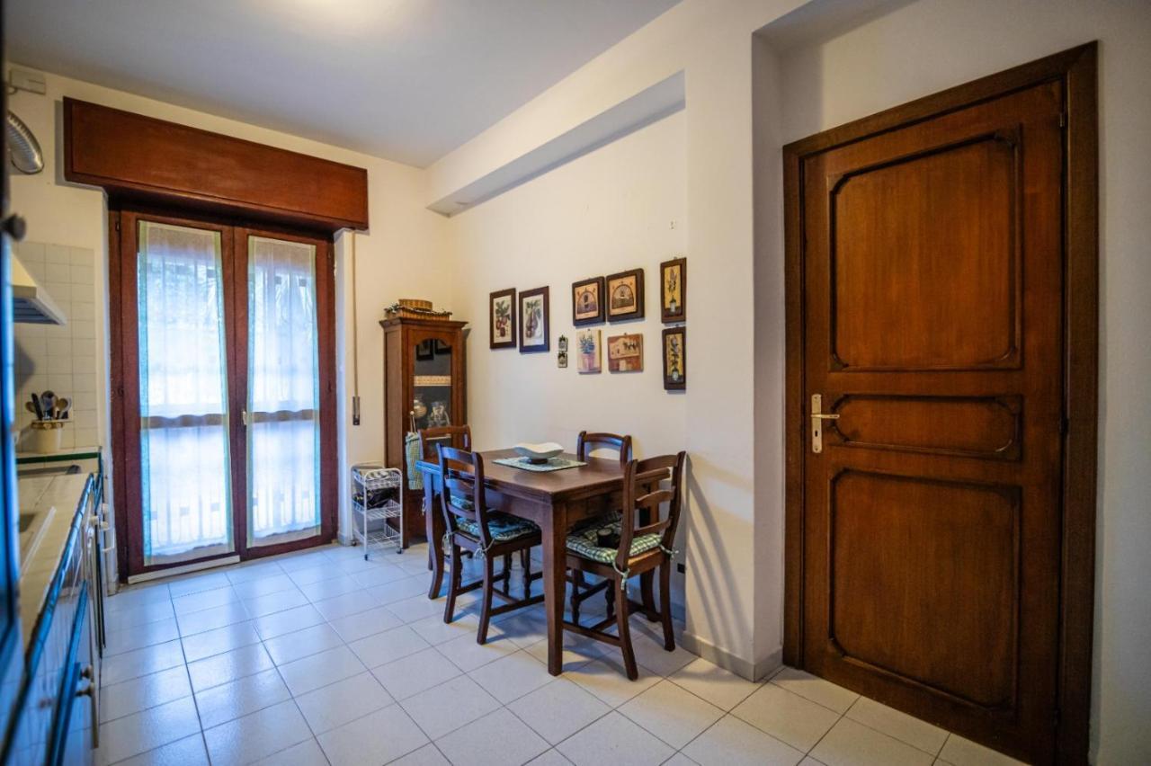 Courrier-House Apartment อาชิ กัสเตลโล ภายนอก รูปภาพ