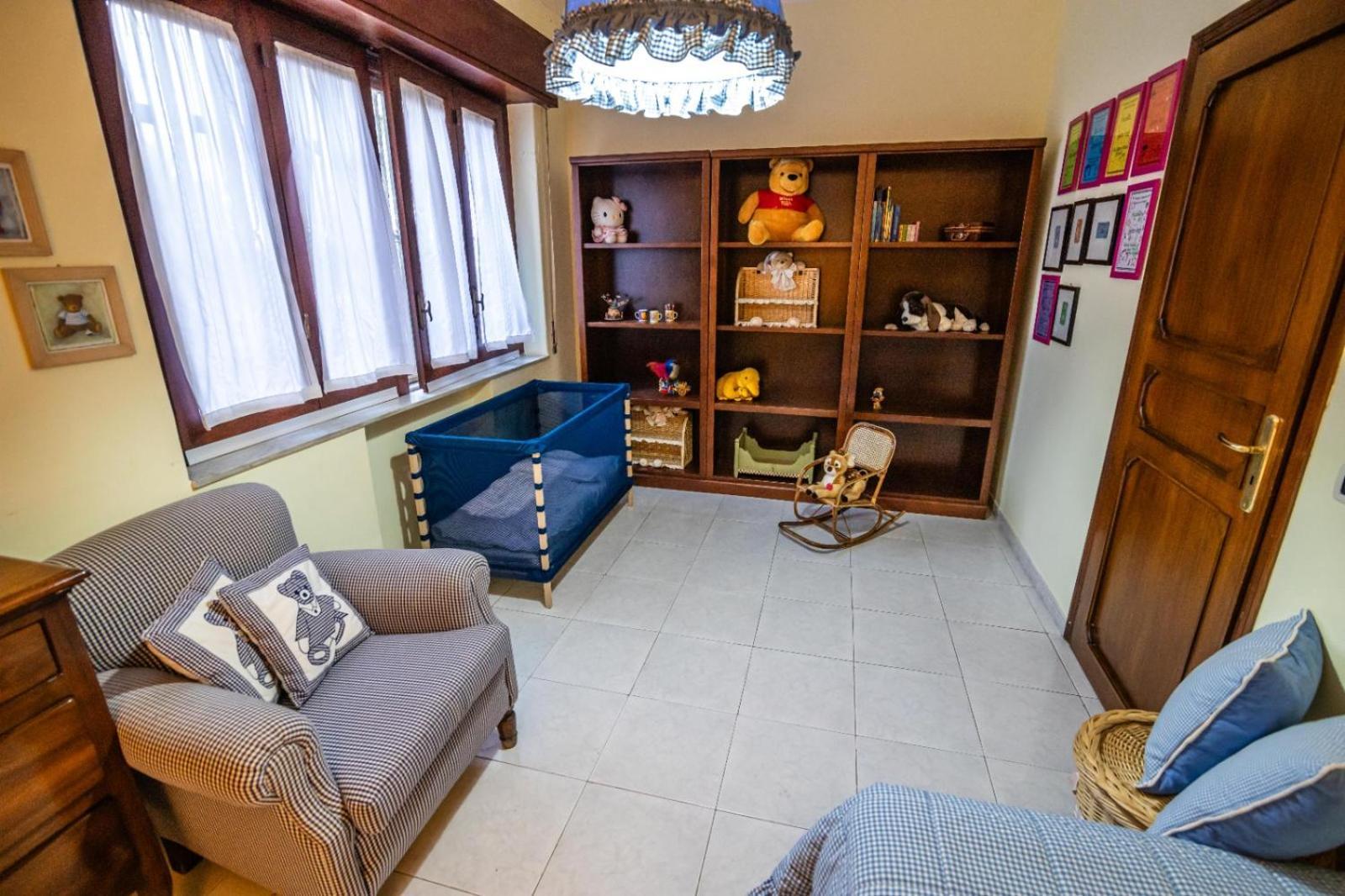 Courrier-House Apartment อาชิ กัสเตลโล ภายนอก รูปภาพ